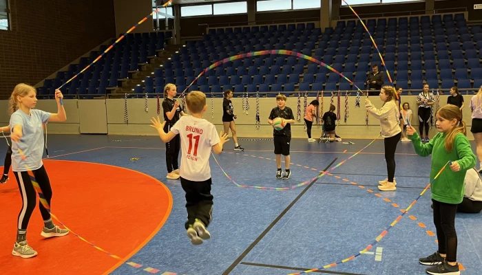 Unser Rope Skipping Sportlerinnen beim Üben während des Ostercamps