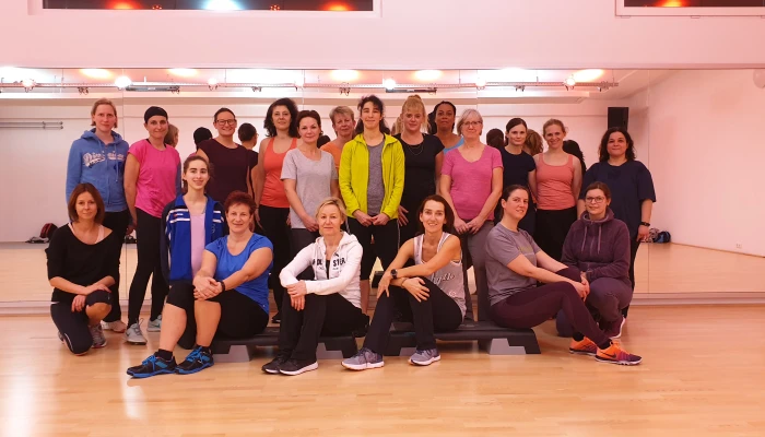 Step-Aerobic – Bauch, Beine, Po